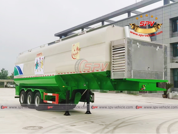 Livestock Feed Carrying Tank Semi-trailer - Right Front Side View